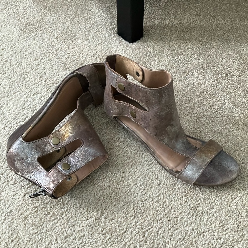 Stylish Women's Open-Toe Sandals